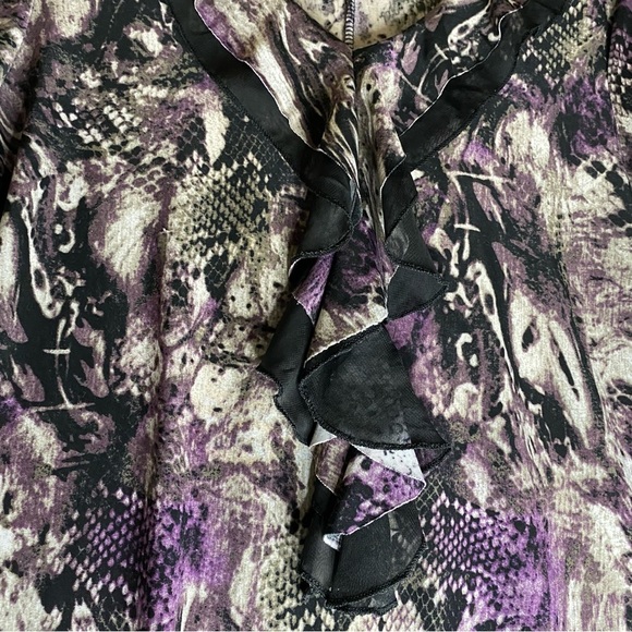 Snakeskin Print Abstract Long Sleeve Tunic Blouse Sharkbite Hem L Ruffle V Neck - Picture 6 of 8